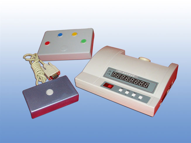 ��e/�x�񷴑�(y��ng)�r(sh��)�y(c��)���x